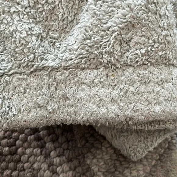 Adidas Girl Loose Fit Glitter Sherpa Pull Over - Picture 6 of 9